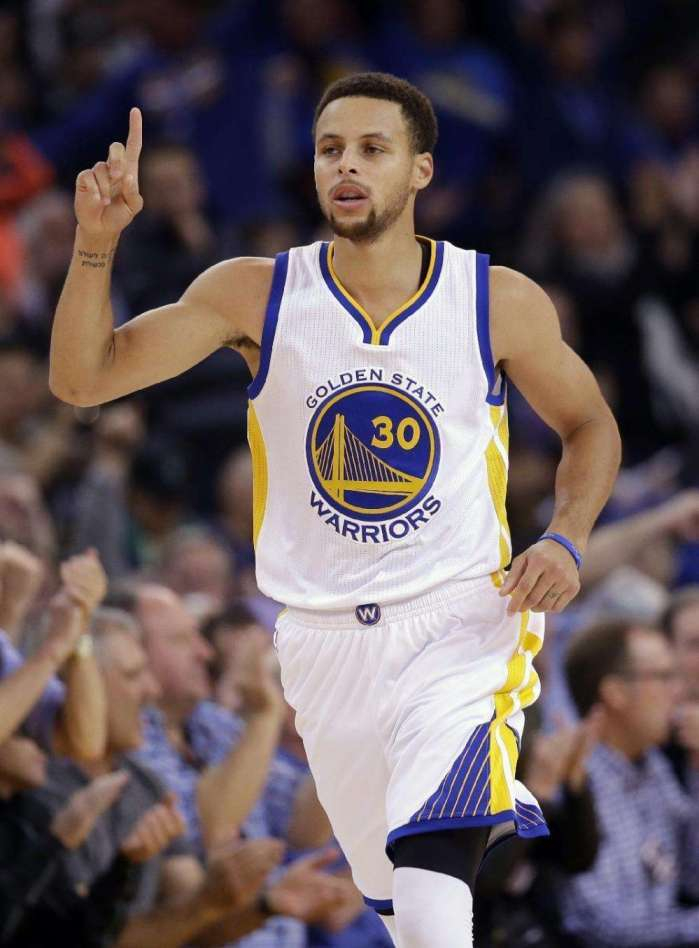 英雄联盟赛-关于阿斯顿维拉发布备战花絮，关键时刻刷新队史纪录，欧篮联任务艰巨，身体对抗强度拉满的信息