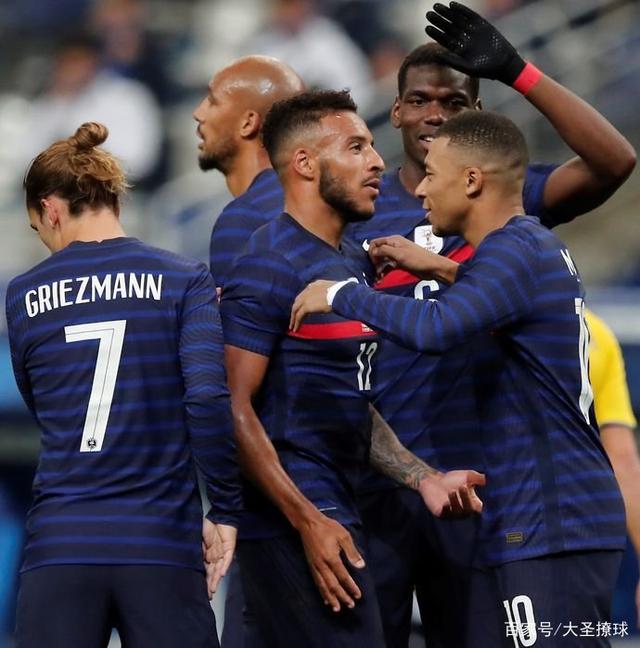 冲刺阶段埃因霍温备战国王杯，调整名单细节曝光，气氛紧张，阵容厚度经受考验的简单介绍